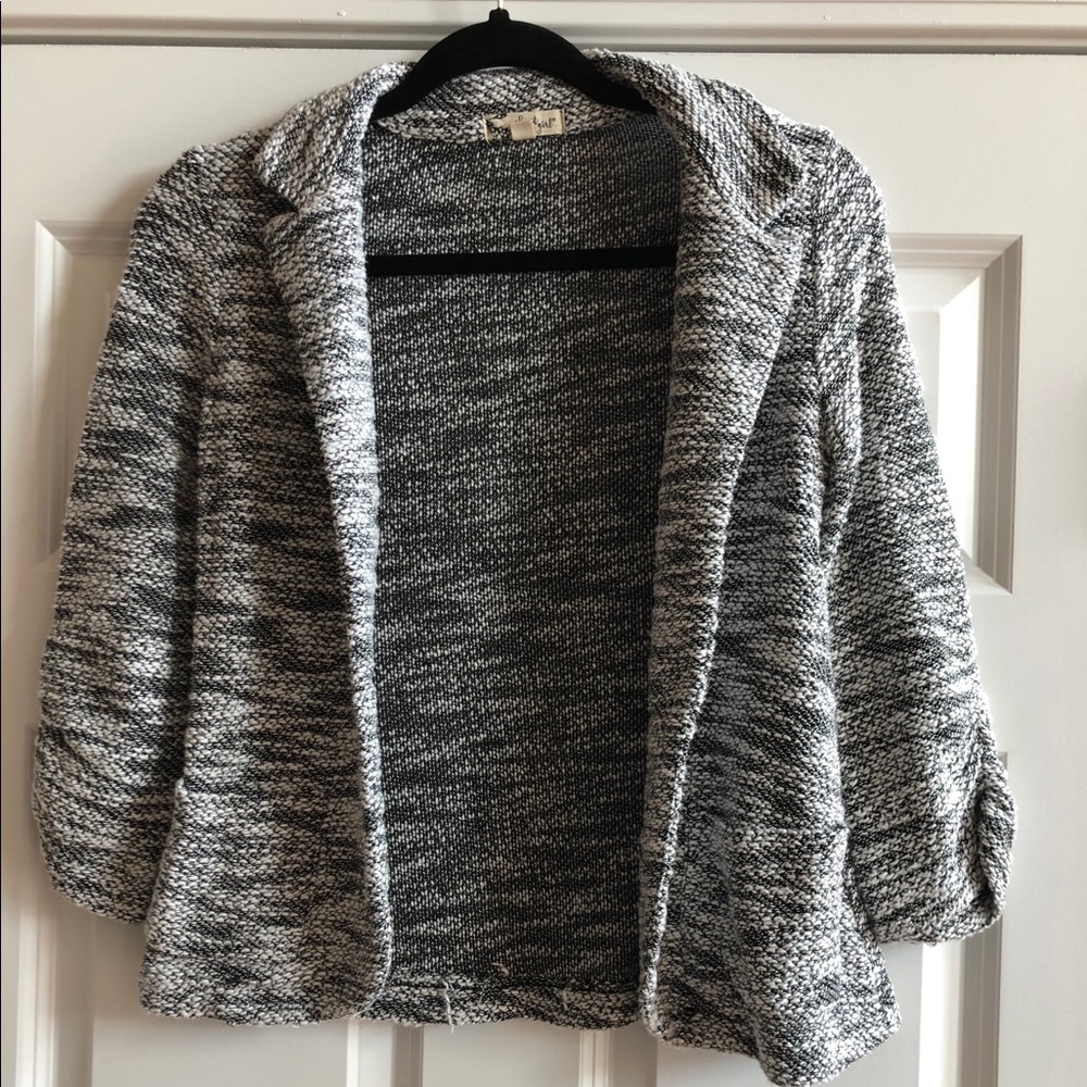 Cute cropped jacket!